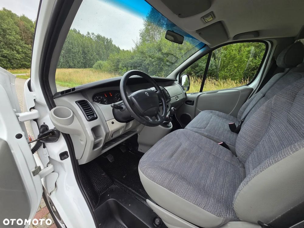Renault Trafic - 28