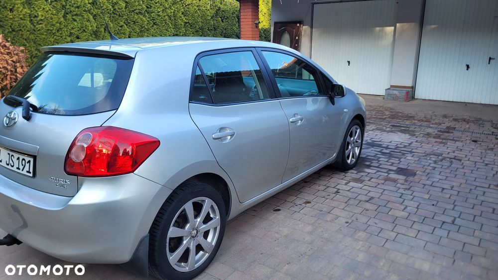 Toyota Auris 2.0 D-4D Edition - 6