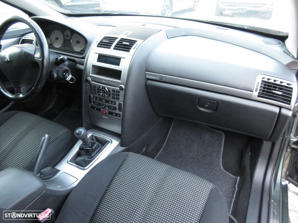Peugeot 407 SW 1.6 HDi Executive - 16