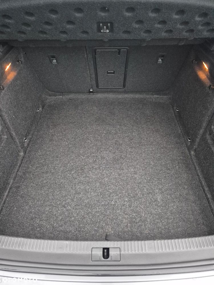 Skoda Superb 2.0 TDI Ambition - 30