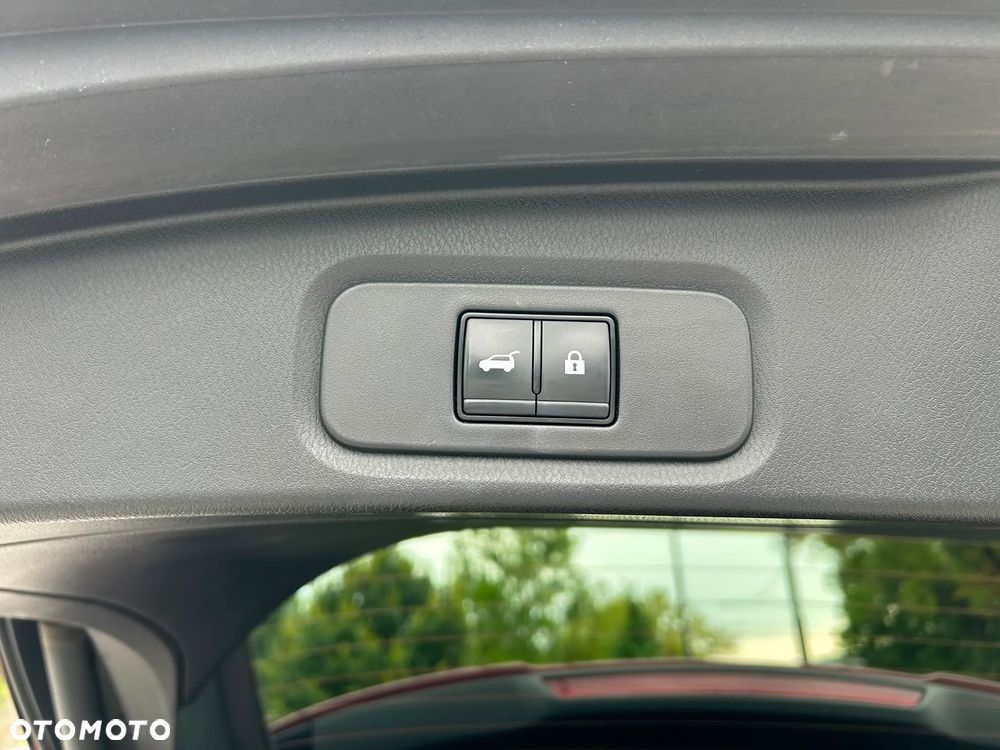 Nissan Qashqai 1.3 DIG-T MHEV N-Connecta Xtronic - 20