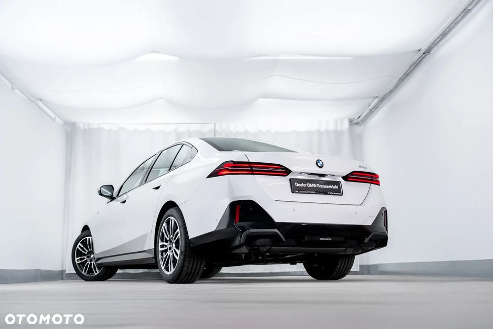 BMW Seria 5 - 18