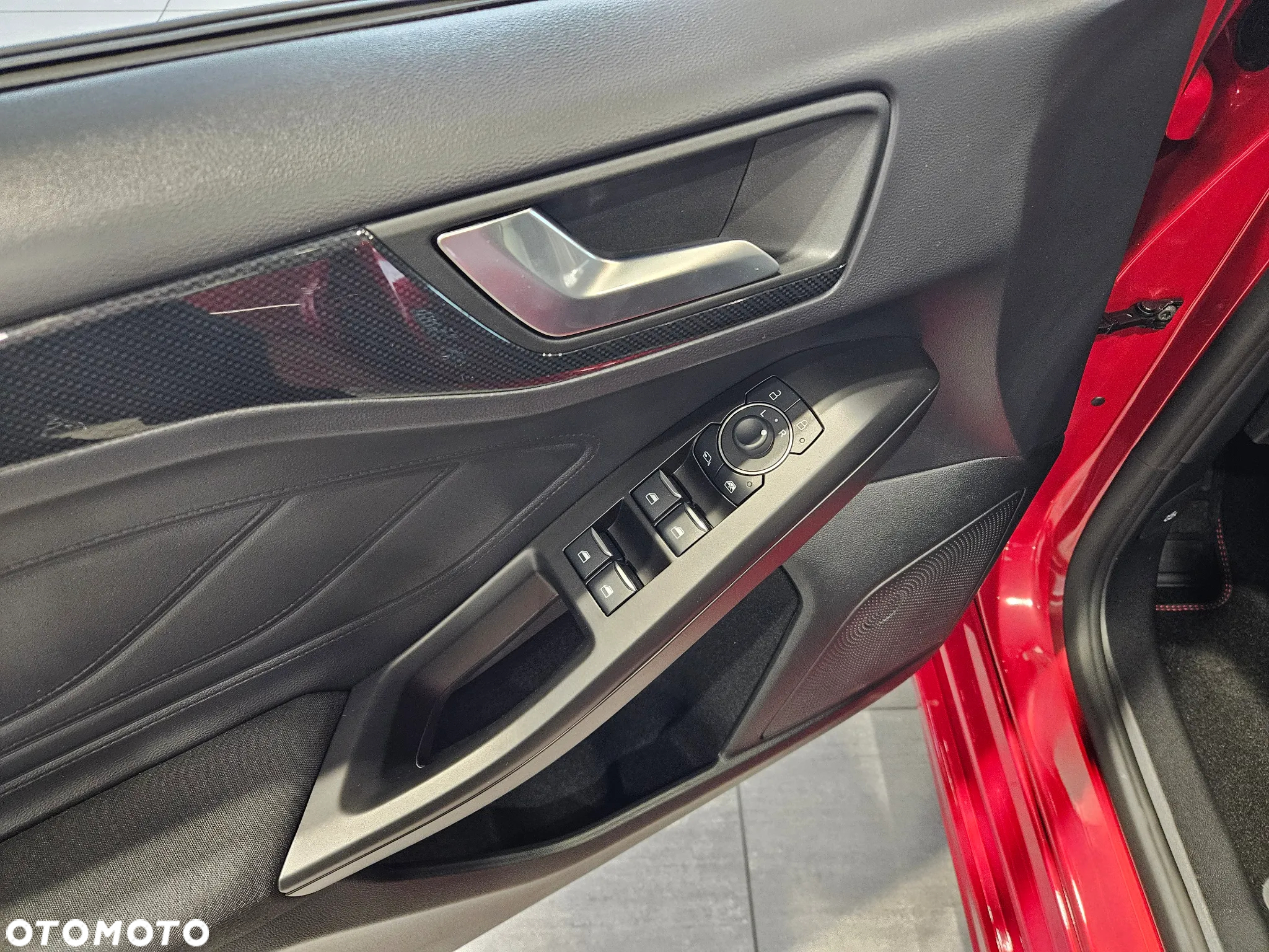 Ford Focus 1.0 EcoBoost mHEV ST-Line X - 17