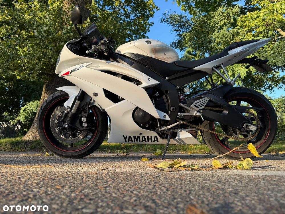 Yamaha R6 - 18