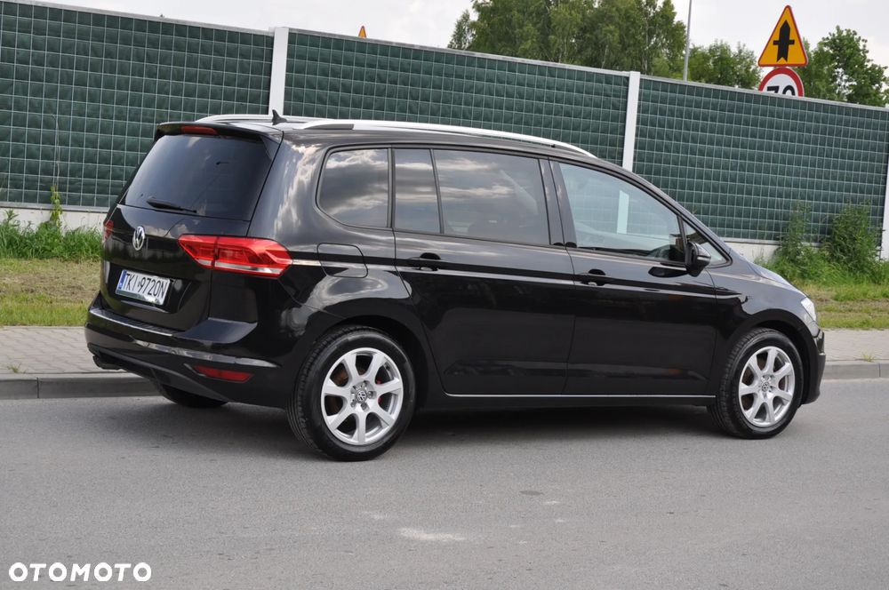 Volkswagen Touran 2.0 TDI SCR Comfortline - 20