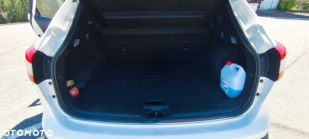 Nissan Qashqai 1.5 dCi Tekna EU6 - 12