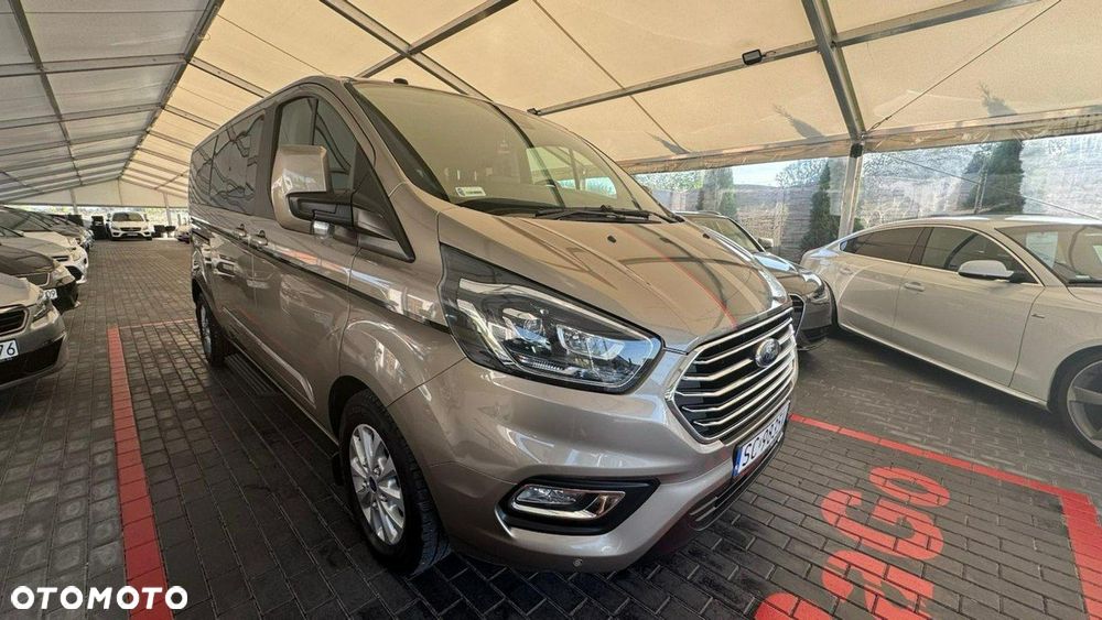 Ford Tourneo Custom - 6
