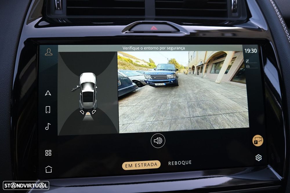 Jaguar E-Pace 1.5 P300e R-Dynamic S AWD Aut. - 29