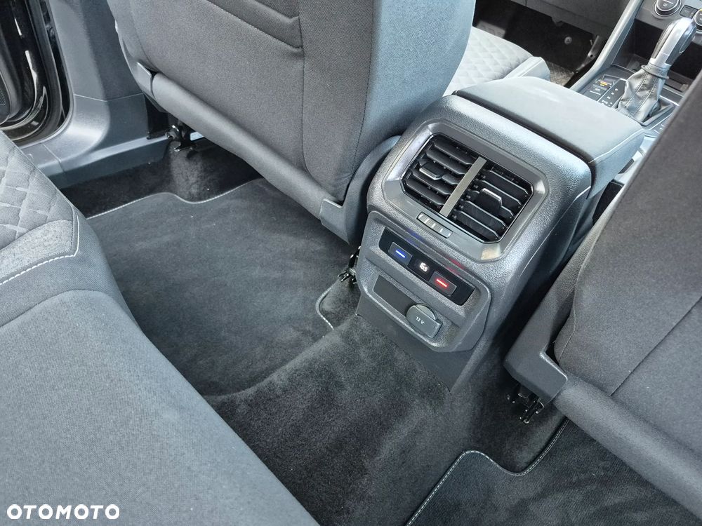 Volkswagen Tiguan 2.0 TDI SCR DSG Life - 23