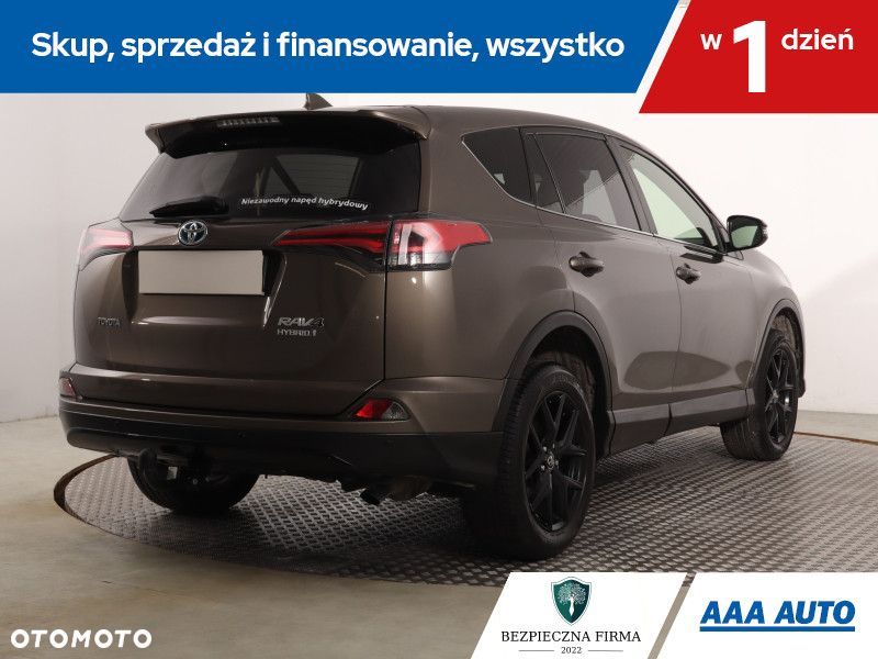 Toyota RAV4 - 7