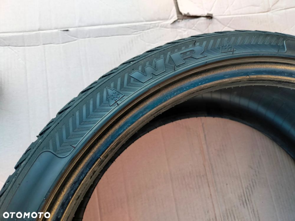 OPONY ZIMOWE NOKIAN WR 235 35 R19 87V NO - 6