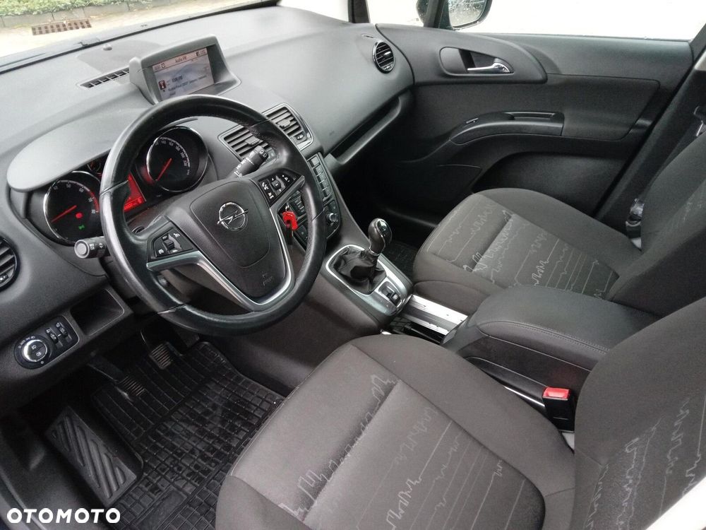 Opel Meriva - 13