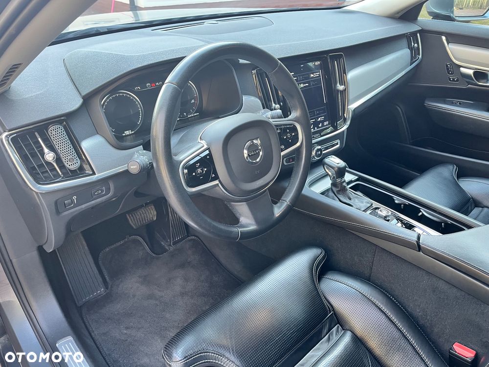 Volvo V90 D5 AWD Inscription - 4