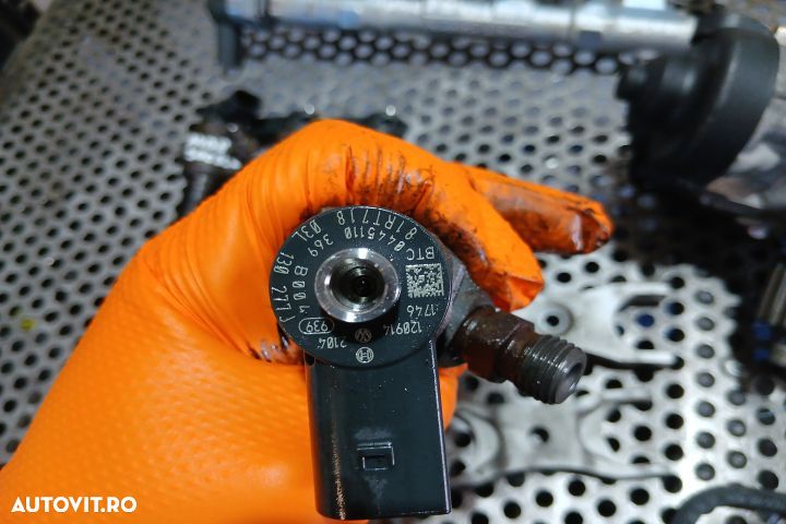 Kit injectie (pompa, rampa, injectoare) 0445010529 03L130755AC 03L130 - 5