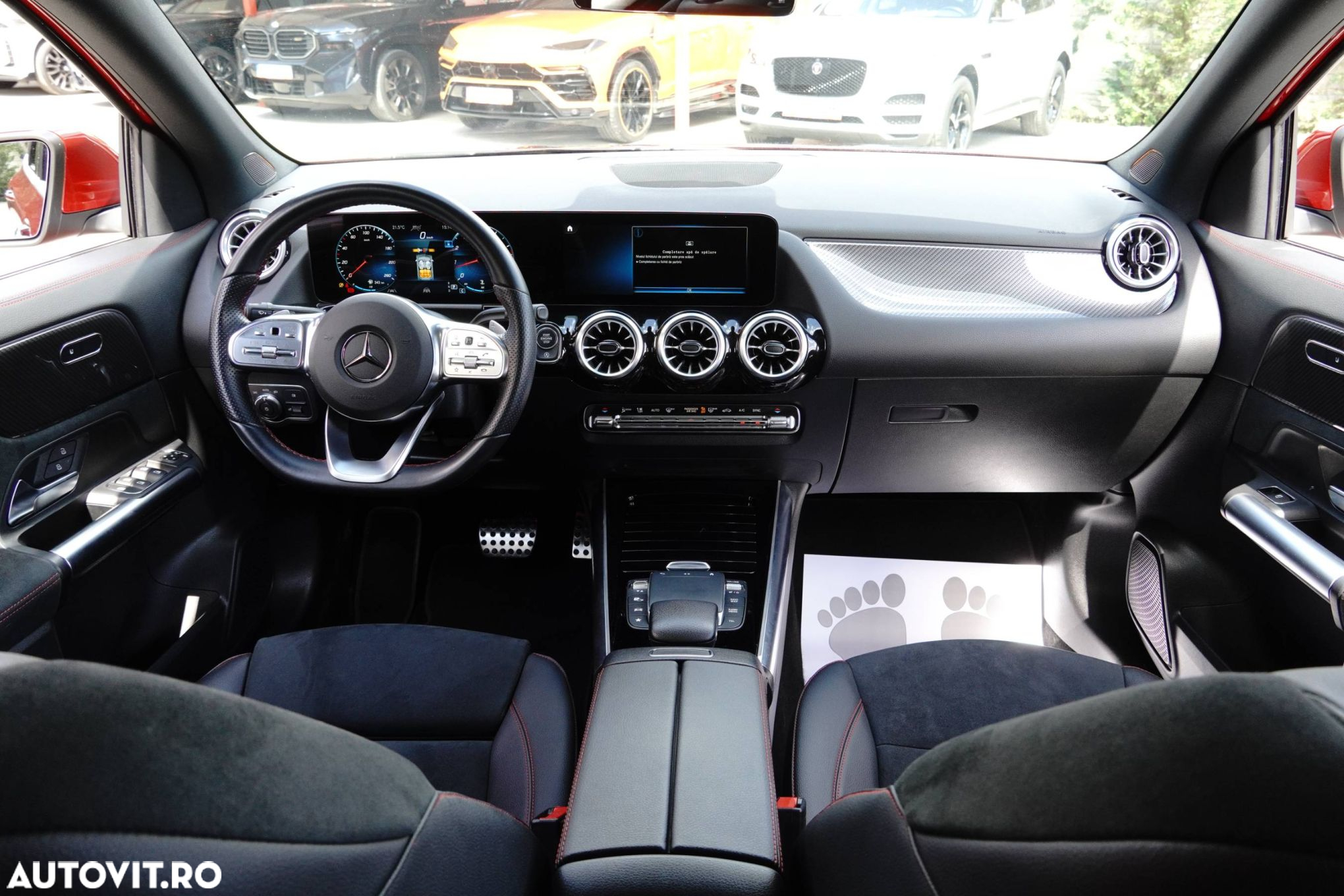 Mercedes-Benz GLA - 23