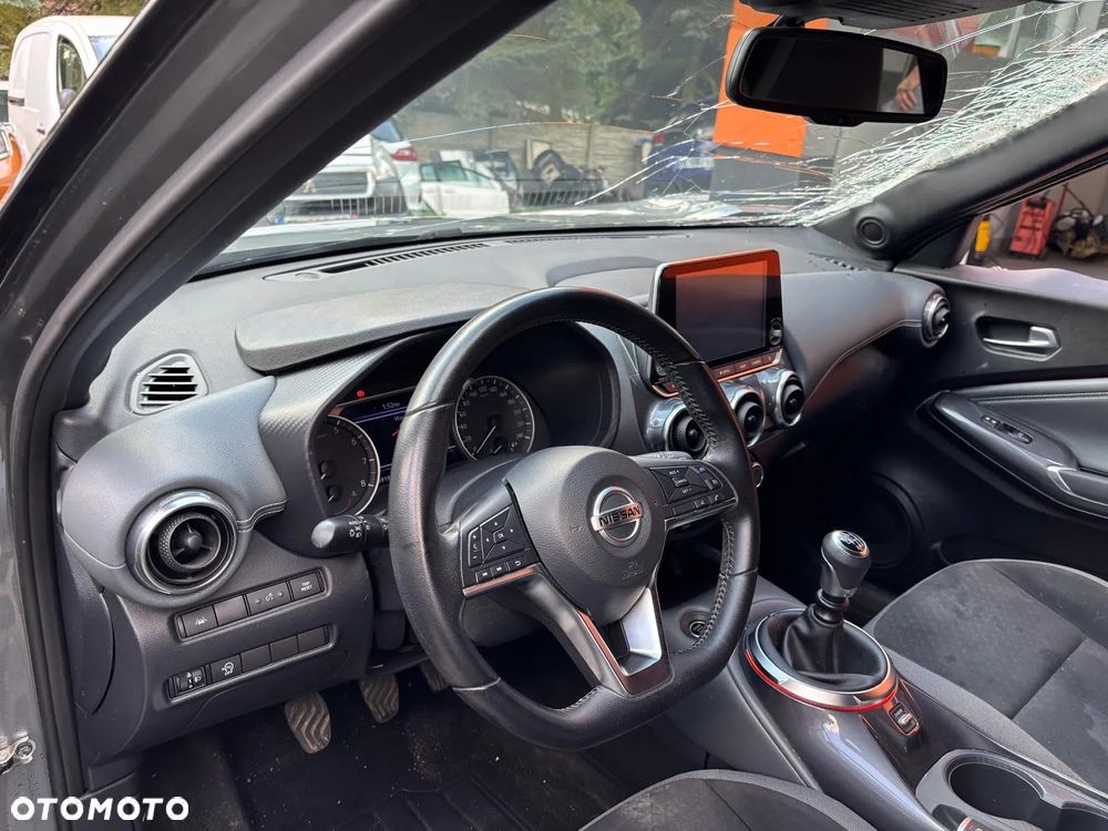 Nissan Juke 1.0 DIG-T Tekna - 13