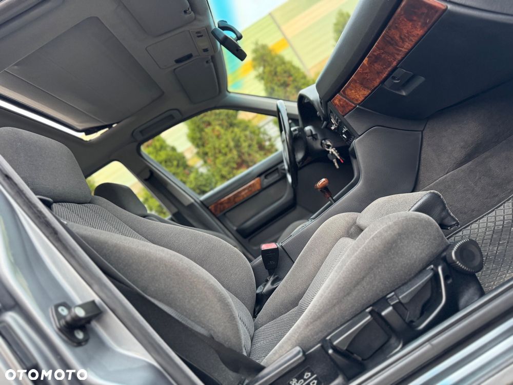 BMW Seria 5 525i - 22