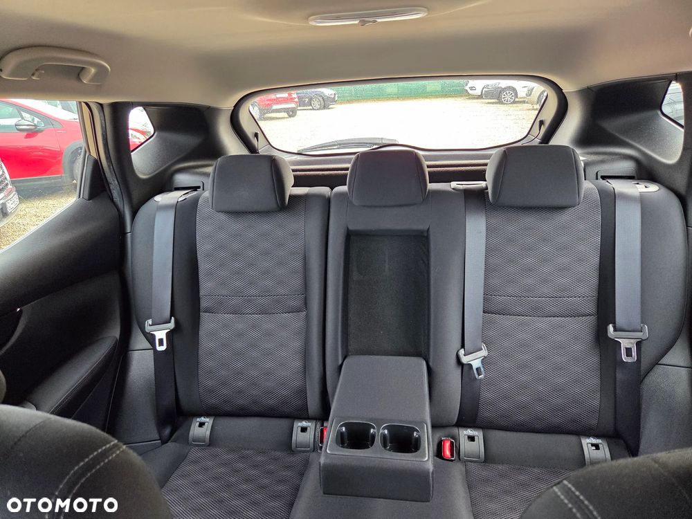 Nissan Qashqai 1.6 dCi Tekna S&S - 37