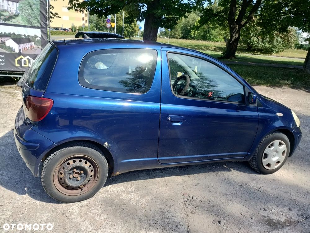 Toyota Yaris 1.4 D-4D Base - 6