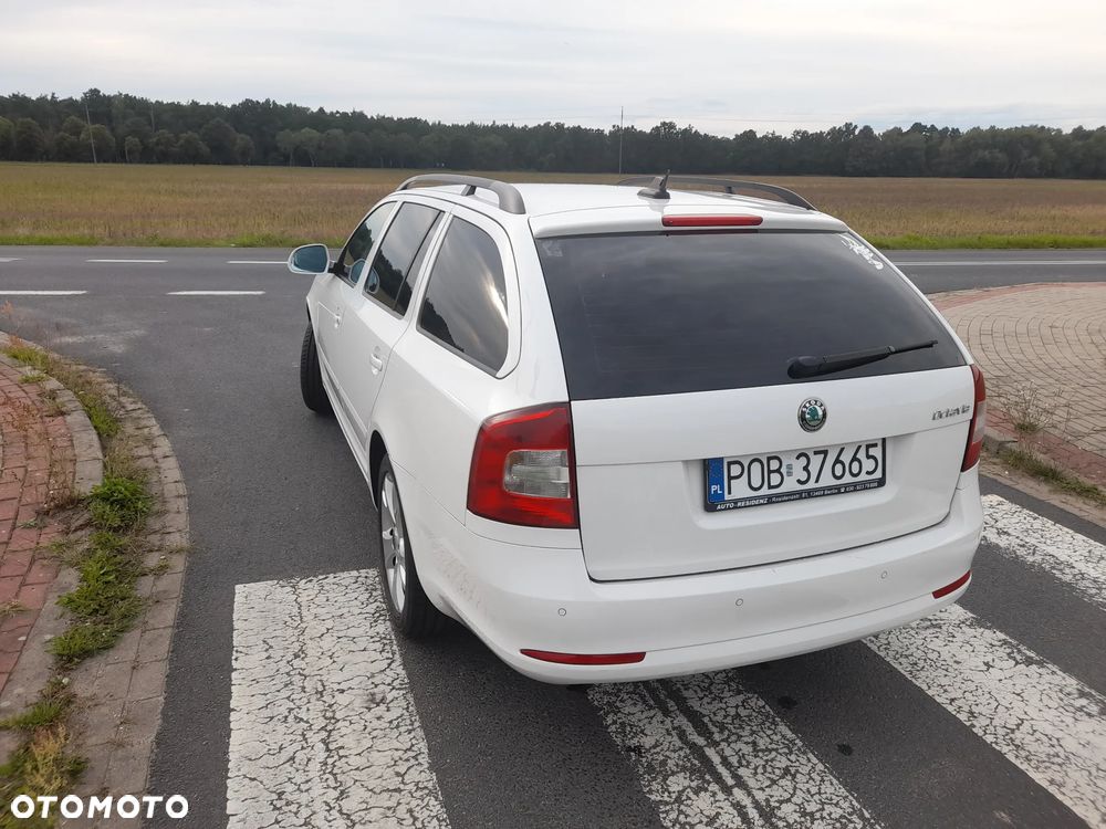 Skoda Octavia 2.0 TDI DPF Elegance - 10