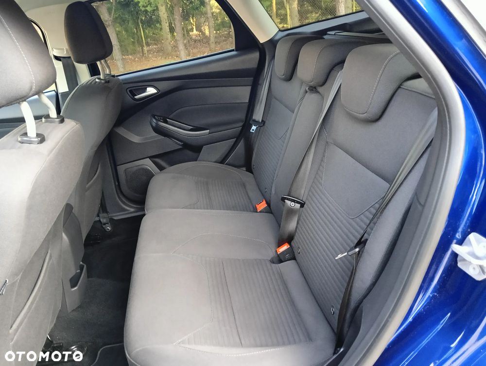 Ford Focus 1.0 EcoBoost Titanium - 27