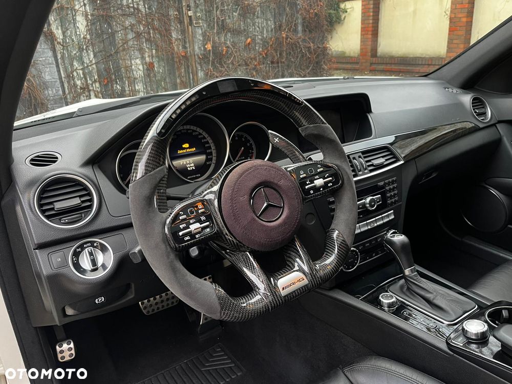 Mercedes-Benz Klasa C 63 AMG 7G-TRONIC SPORT EDITION - 19