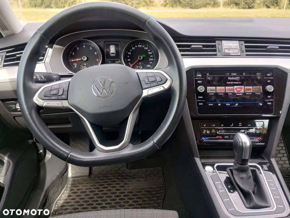 Volkswagen Passat 1.5 TSI EVO Business DSG - 9