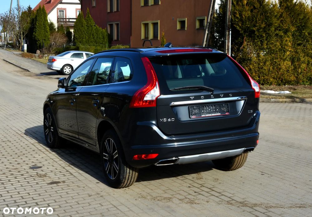 Volvo XC 60 D3 Momentum - 4