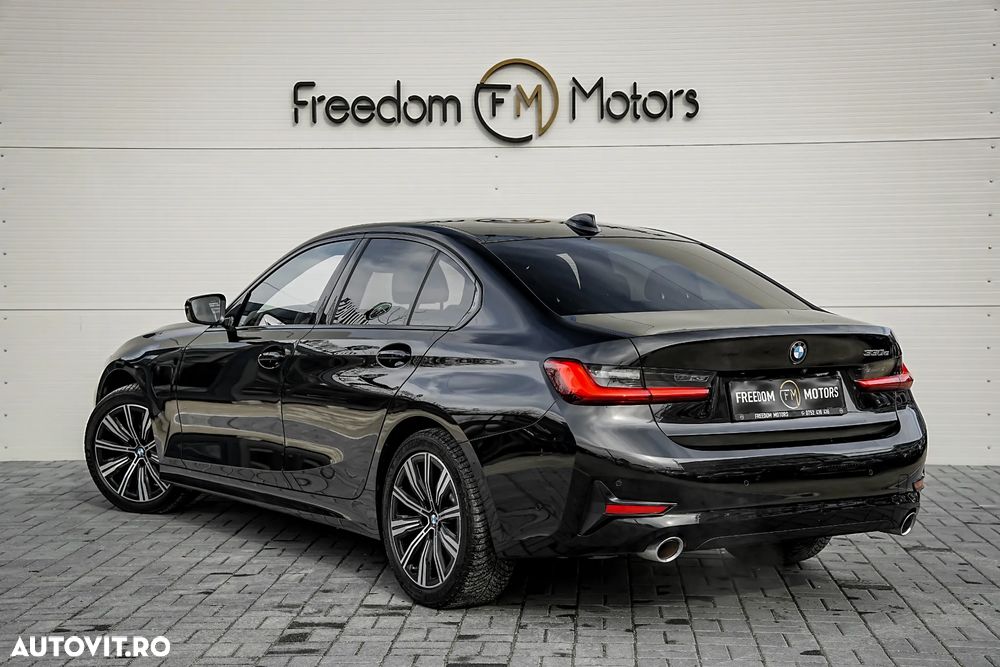 BMW Seria 3 330e Aut. Sport Line - 7