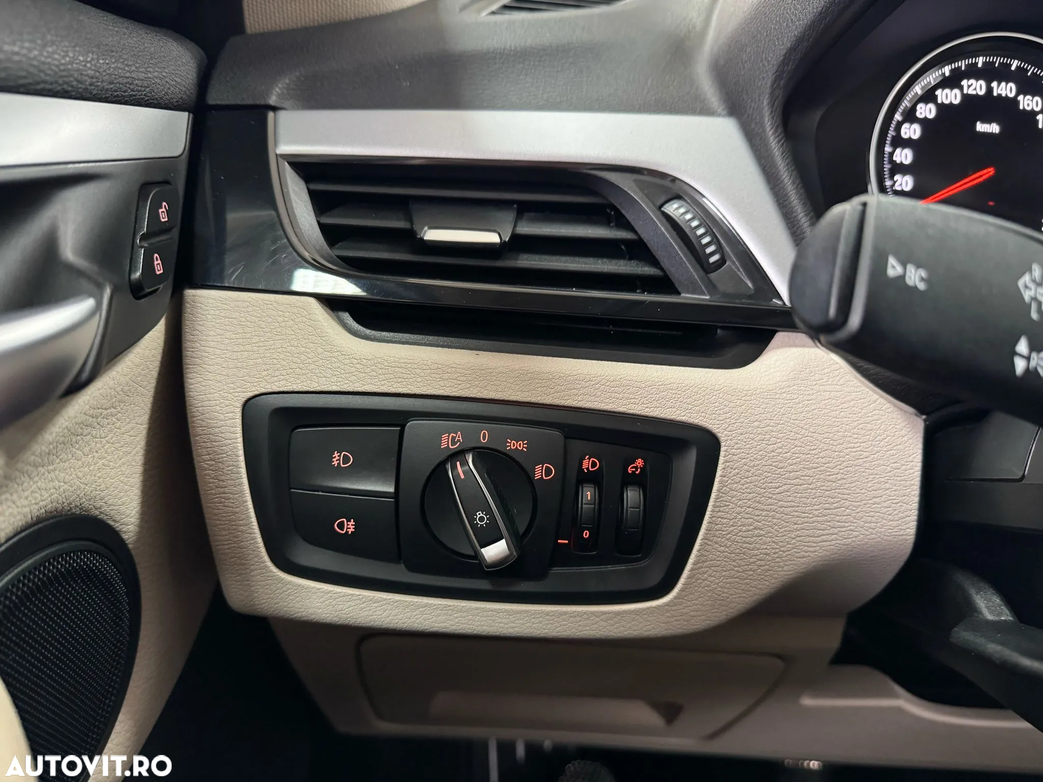 BMW X1 xDrive18d Aut. Advantage - 24