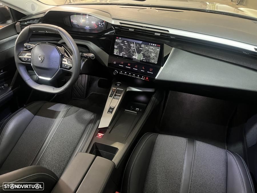 Peugeot 308 SW 1.2 PureTech Allure Pack EAT8 - 24