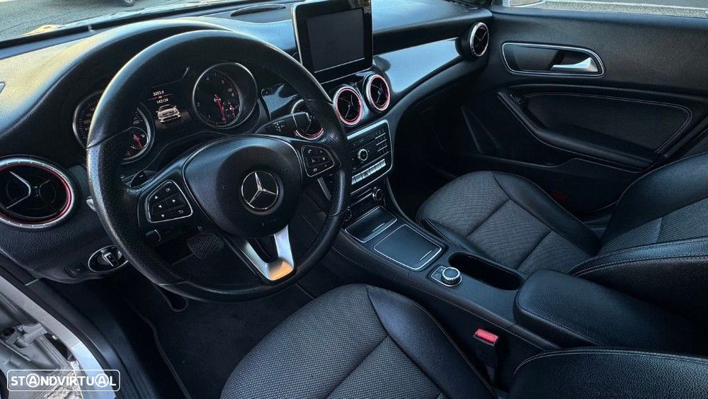 Mercedes-Benz CLA 180 d Shooting Brake Urban Aut. - 7
