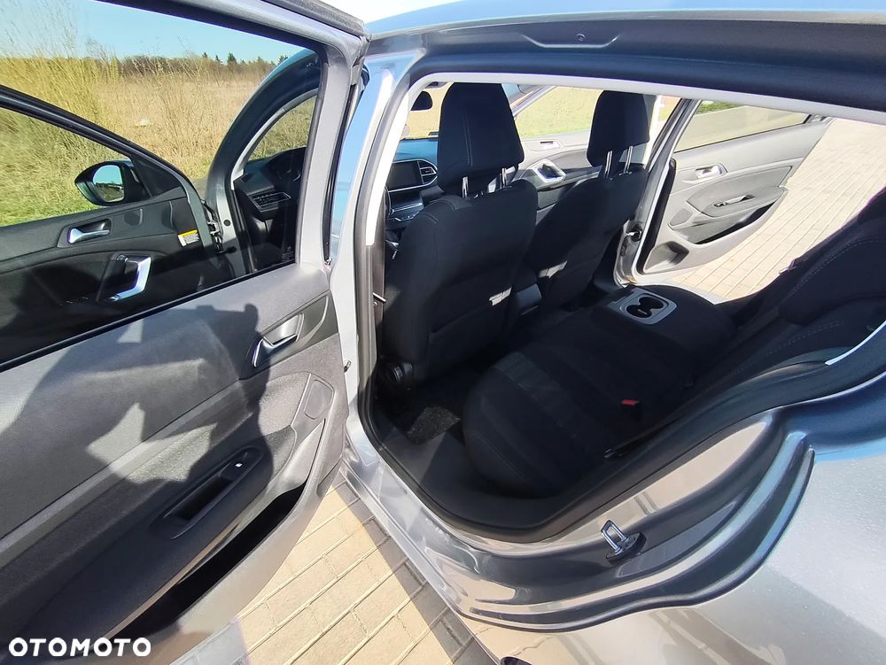 Peugeot 308 BlueHDi 120 Stop & Start Active - 23