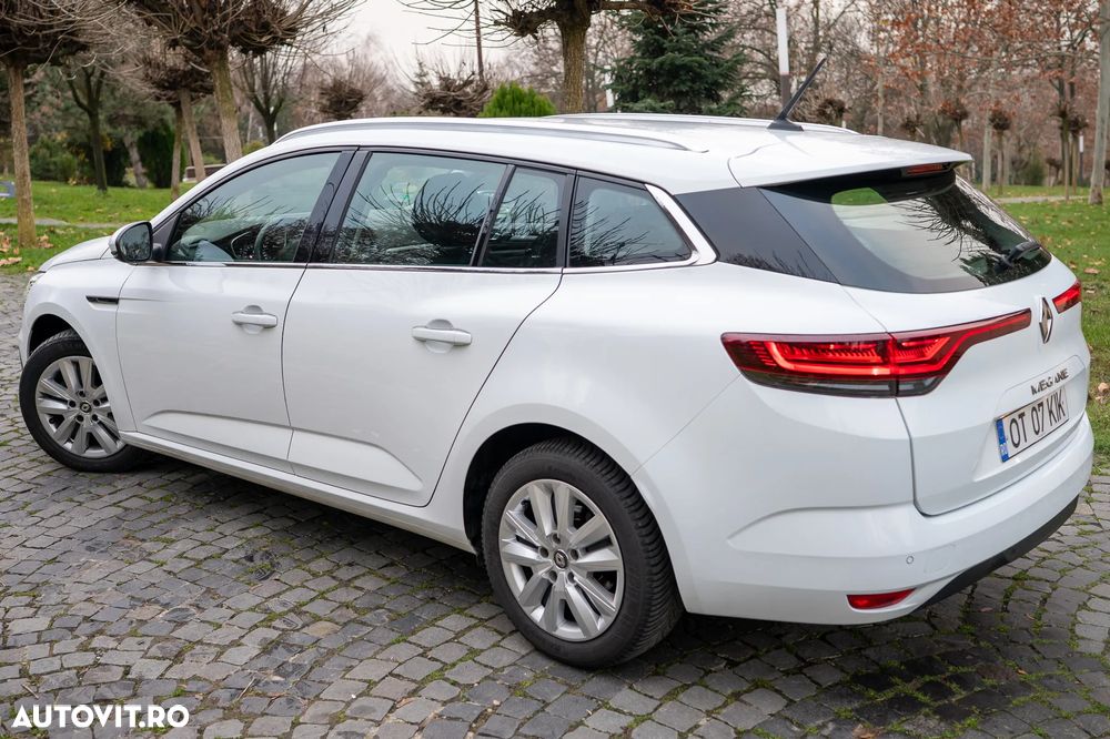 Renault Megane BLUE dCi 115 BUSINESS EDITION - 11