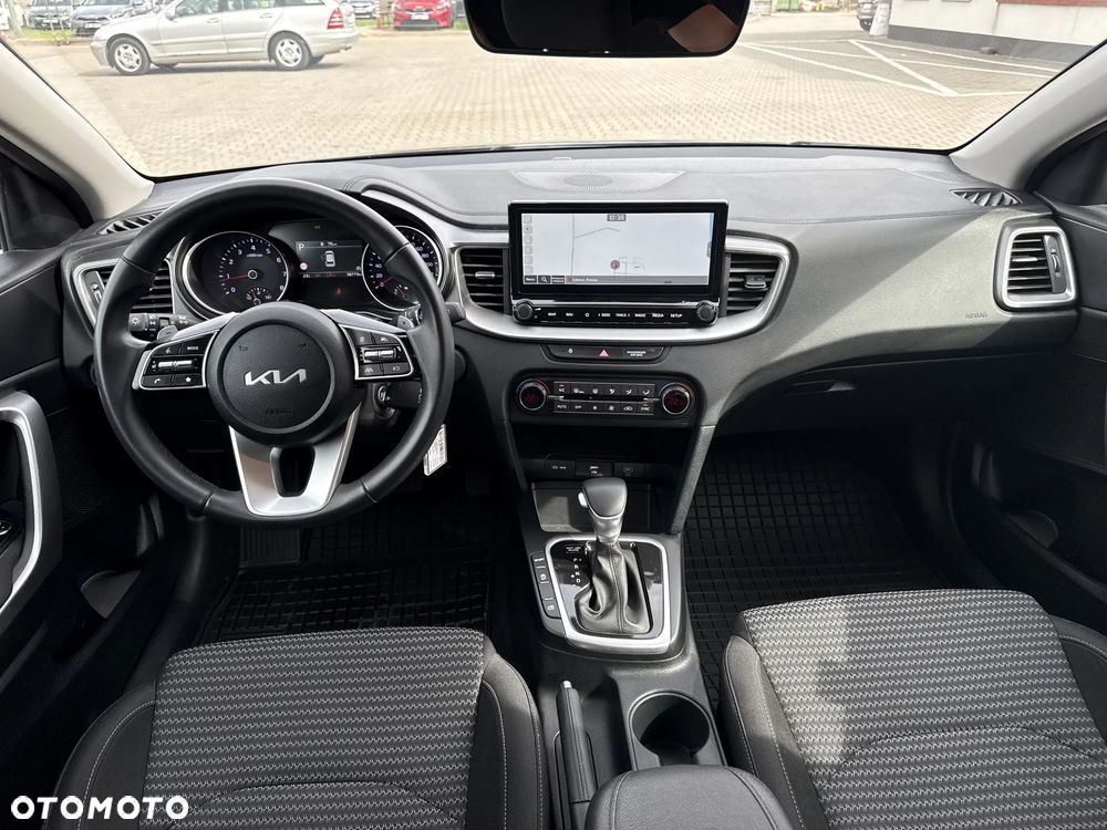 Kia Ceed 1.5 T-GDI M DCT - 27