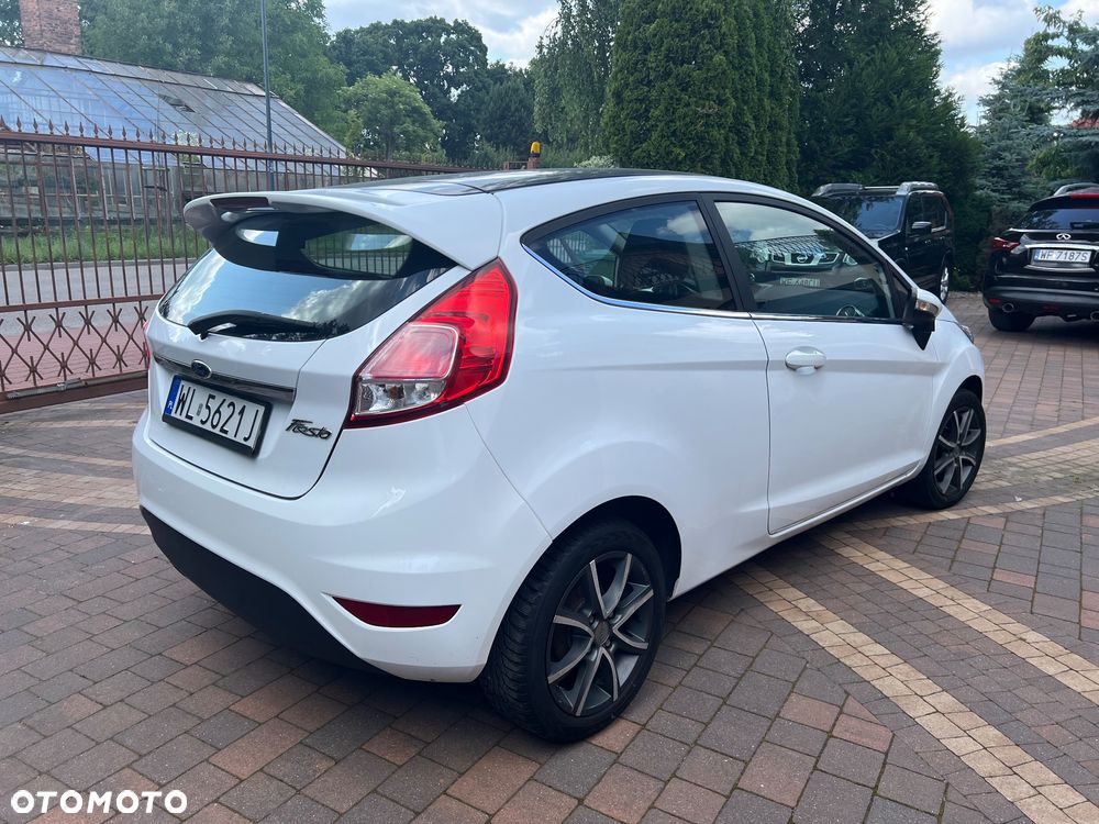 Ford Fiesta 1.6 TDCi Titanium X - 23