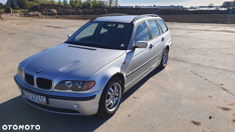 BMW Seria 3 318i - 5