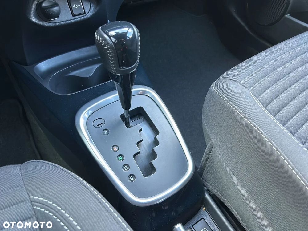 Toyota Yaris - 26