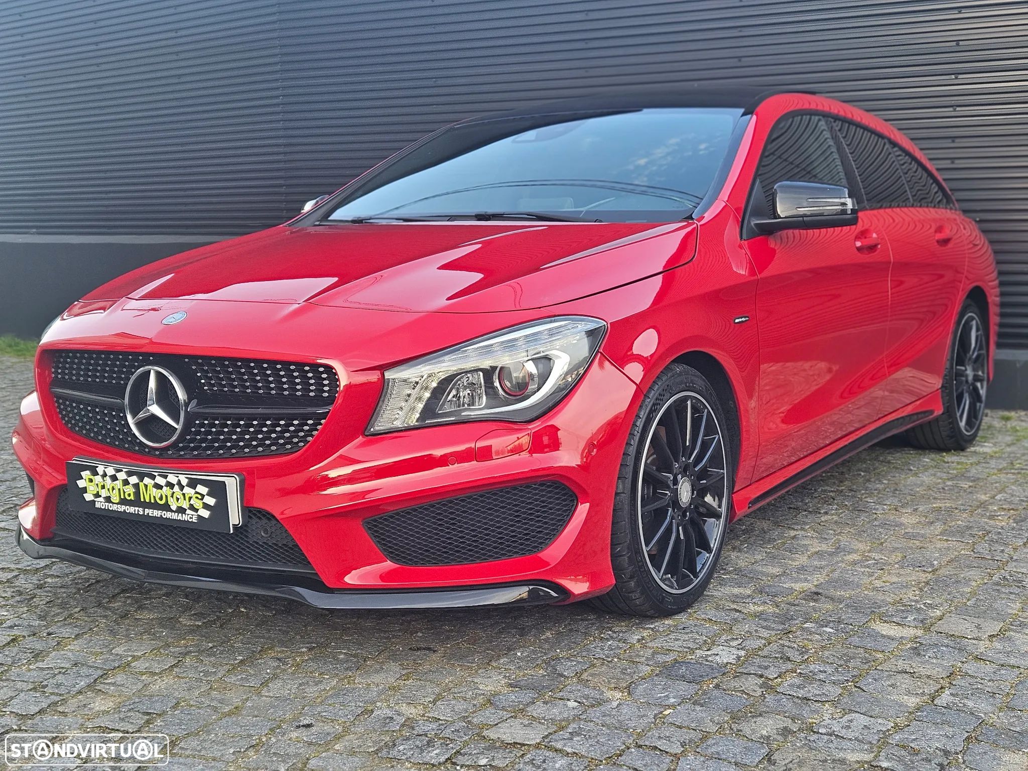 Mercedes-Benz CLA 220 d Shooting Brake AMG Line Aut. - 1