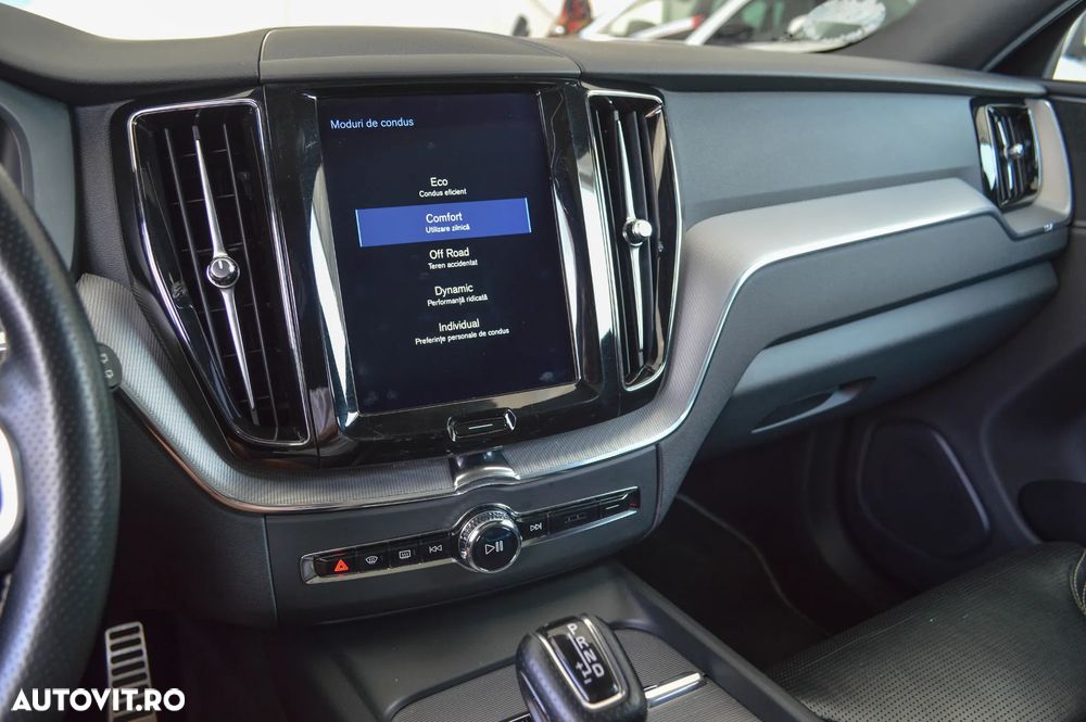 Volvo XC 60 D4 AWD R-Design - 13