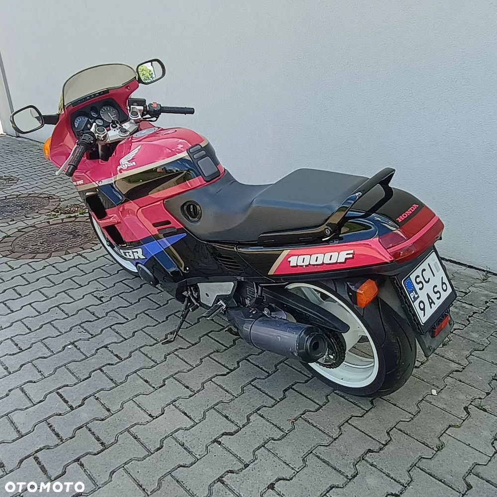 Honda CBR - 6