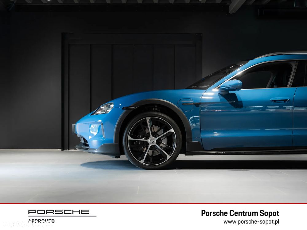 Porsche Taycan - 9