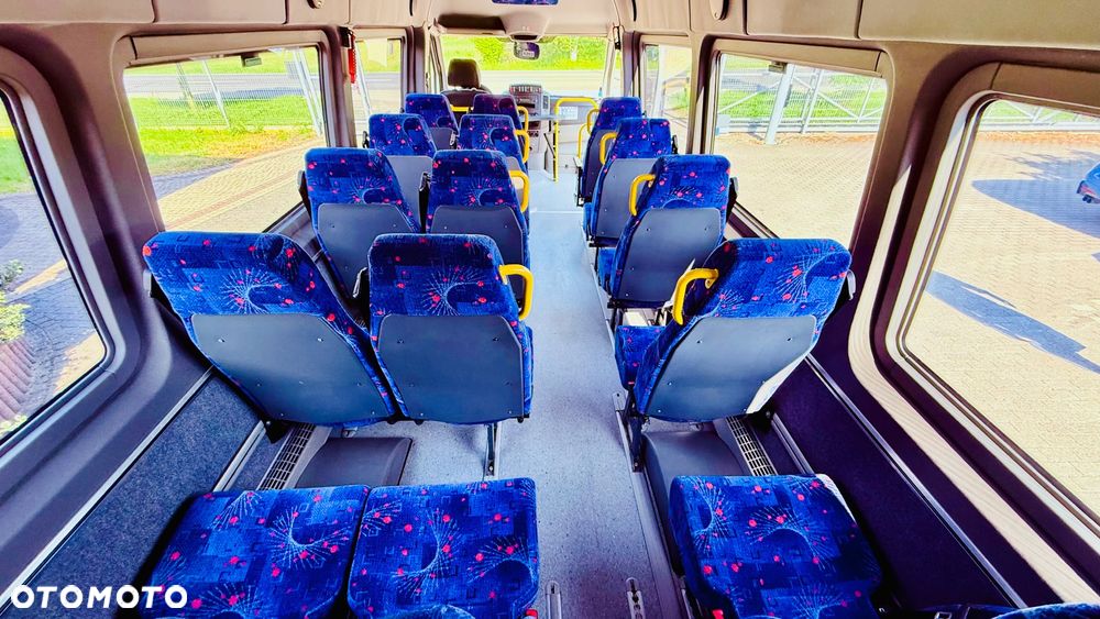 Mercedes-Benz SPRINTER 516CDI - 13