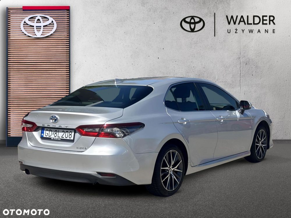 Toyota Camry 2.5 Hybrid Prestige CVT - 4