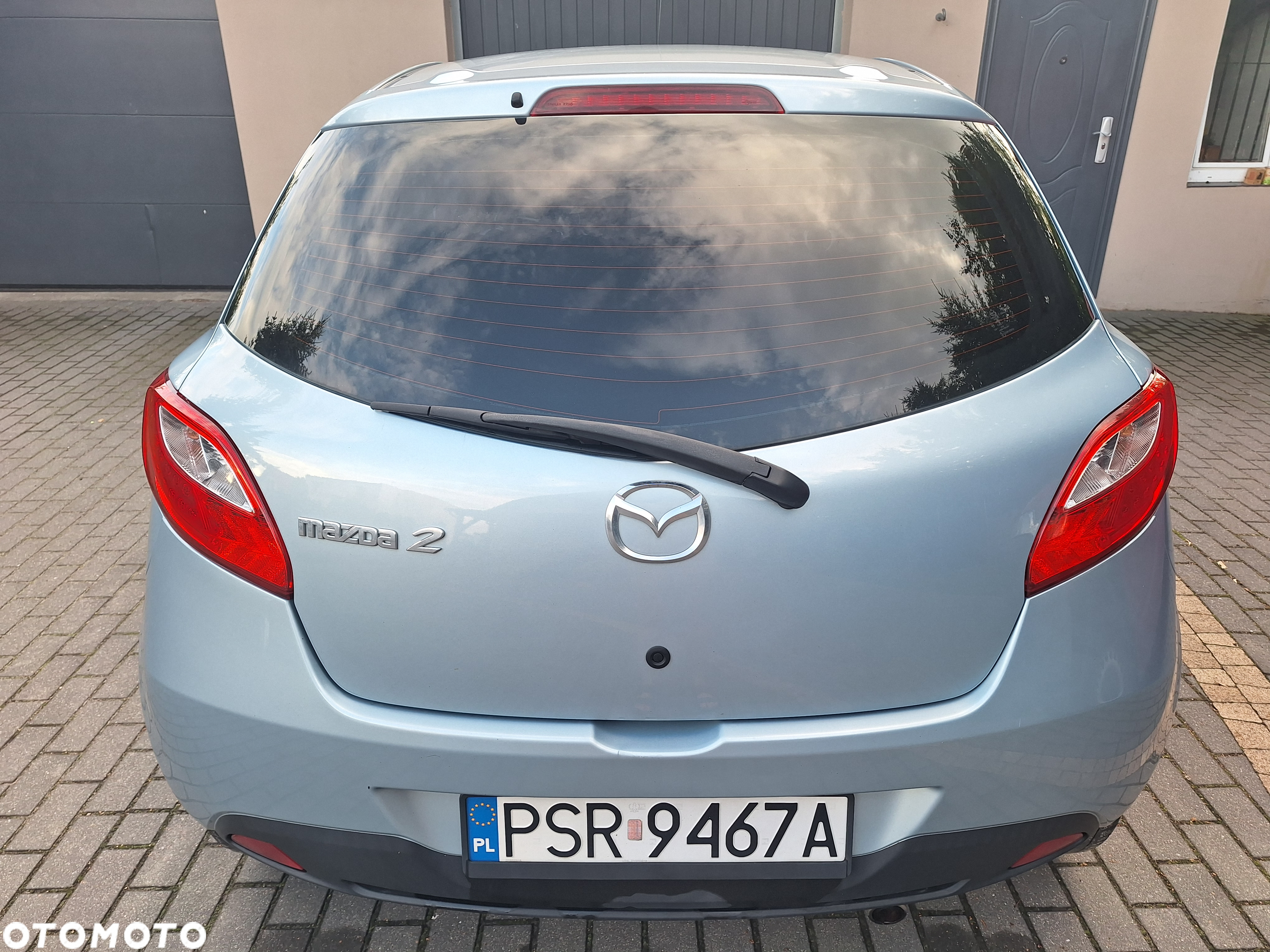 Mazda 2 - 3