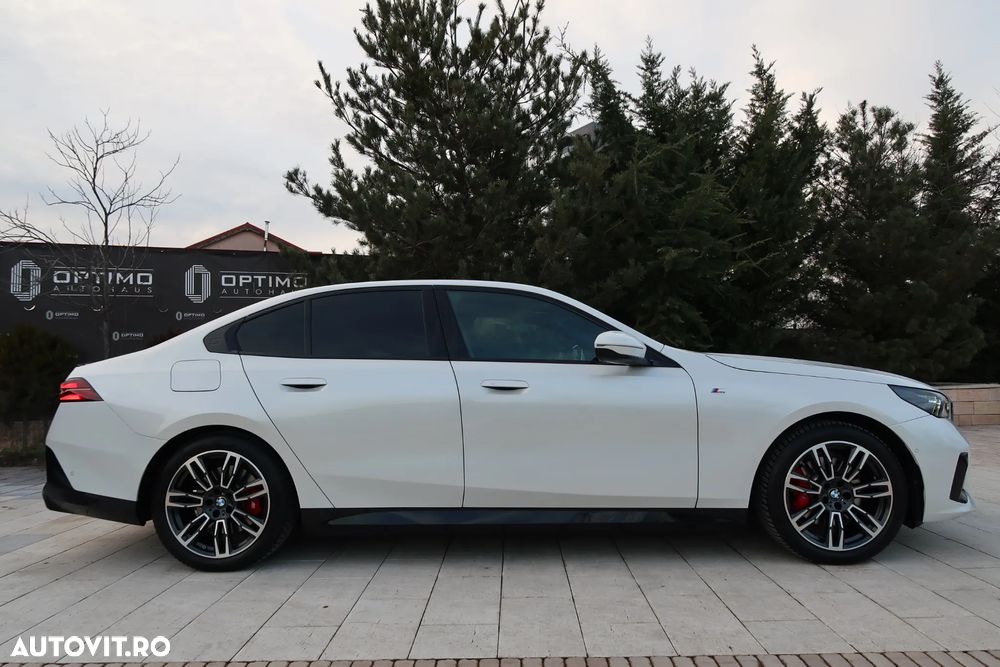 BMW Seria 5 520i Aut. M Sport Edition - 8