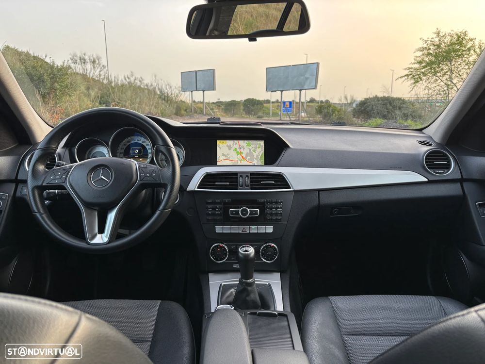 Mercedes-Benz C 180 CDi Avantgarde BlueEfficiency - 4