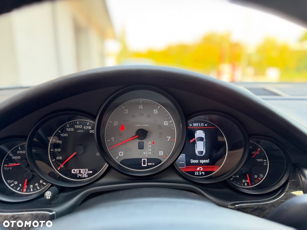 Porsche Panamera S PDK - 22