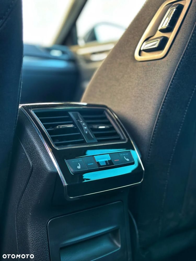 Skoda Superb 2.0 TDI SCR Style DSG - 15