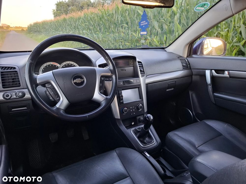 Chevrolet Captiva 2.4 4WD 7 Sitzer LT - 7